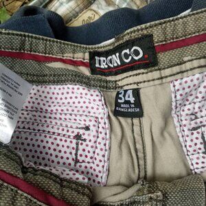 Iron co. Sz. 34 mens like new chamo cargo shorts worn maybe 2 xs.